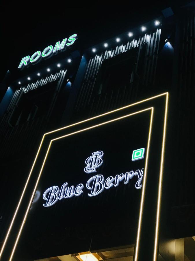 Hotel Blue Berry 간디나가르 외부 사진